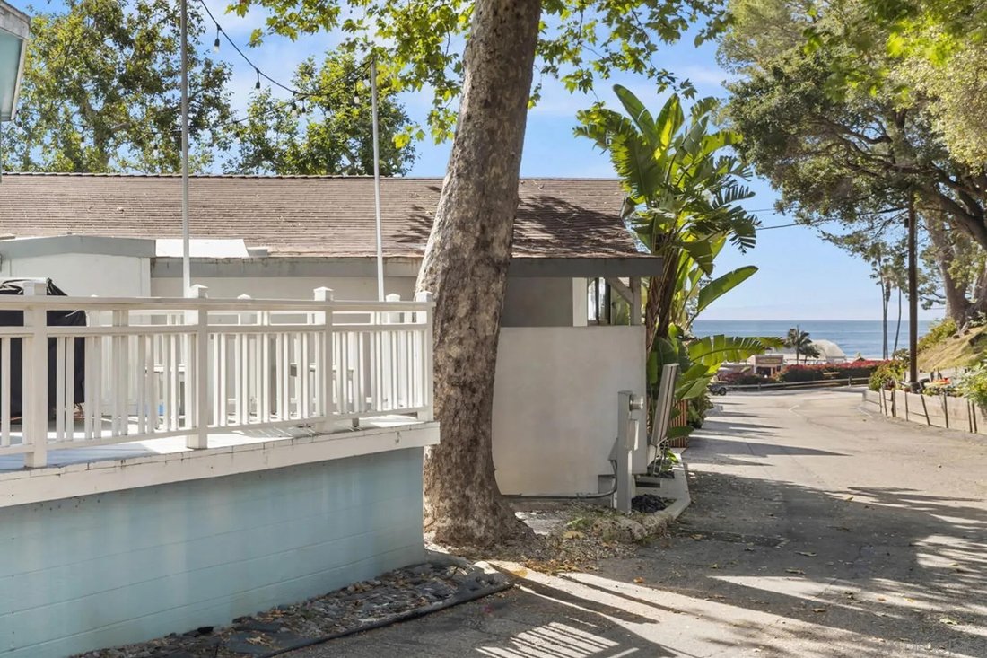 Malibu, California, United States 2 - 17802841