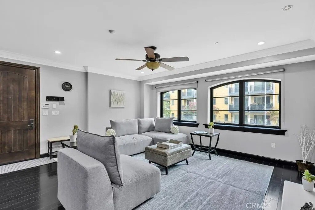 Condo in Altadena, California, United States 3 - 17540062