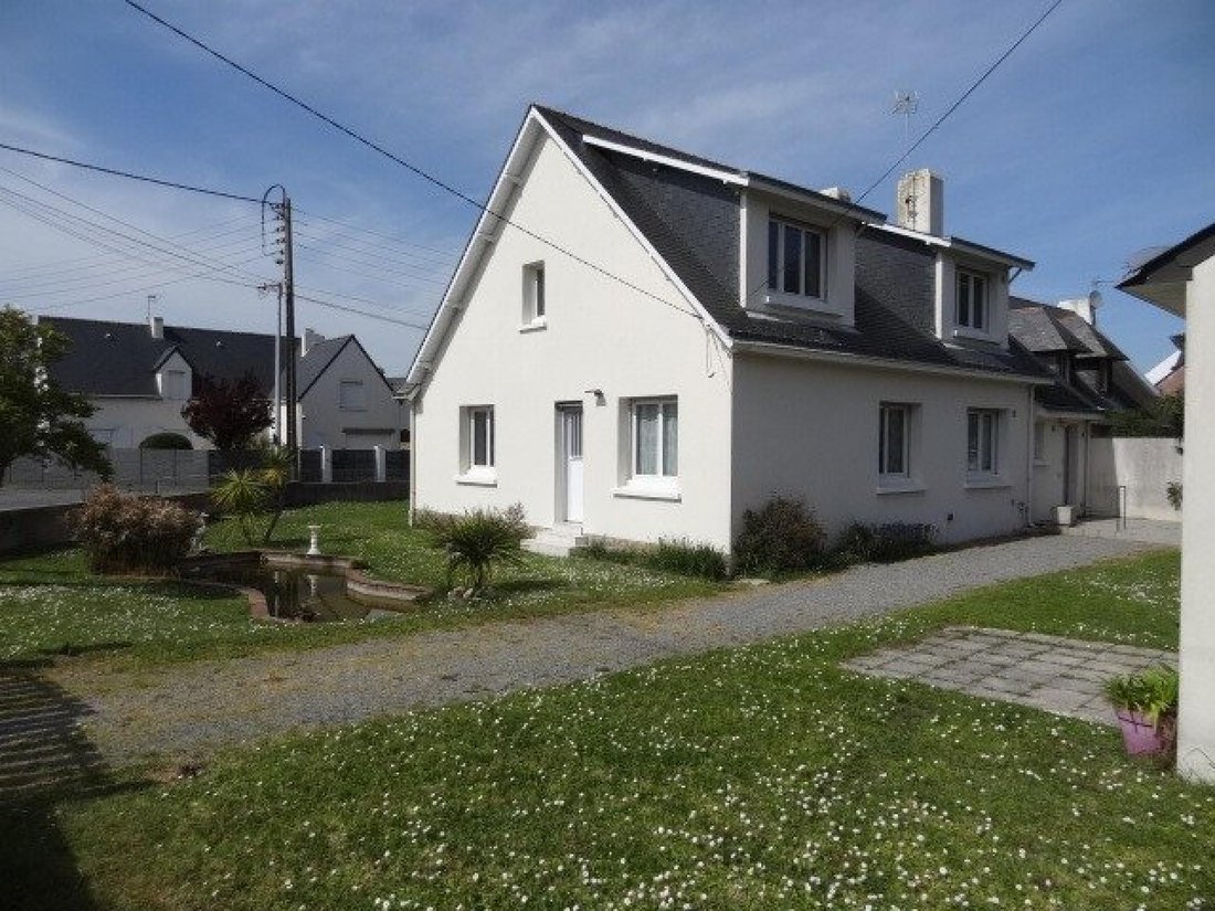 House in Le Pouliguen, Pays de la Loire, France 2 - 17409336