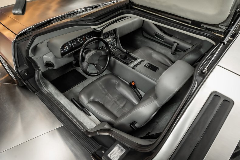 Delorean! 4 299 Original Miles  1 Owner  2.85L V6  5-Speed Manual  Clean History in Plymouth, United States 3 - 17802971
