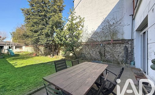 House in Le Parc, Saint-Maur-des-Fossés, France 1