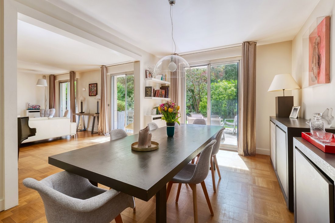 Apartment in La Plaine des Sablons, Neuilly-sur-Seine, France 5 - 17802896