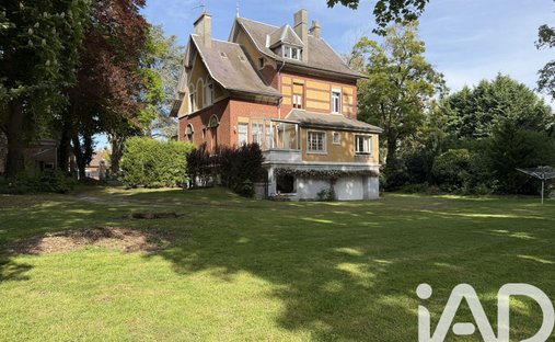 House in Saint Lâdre-Niergnies, Cambrai, France 1