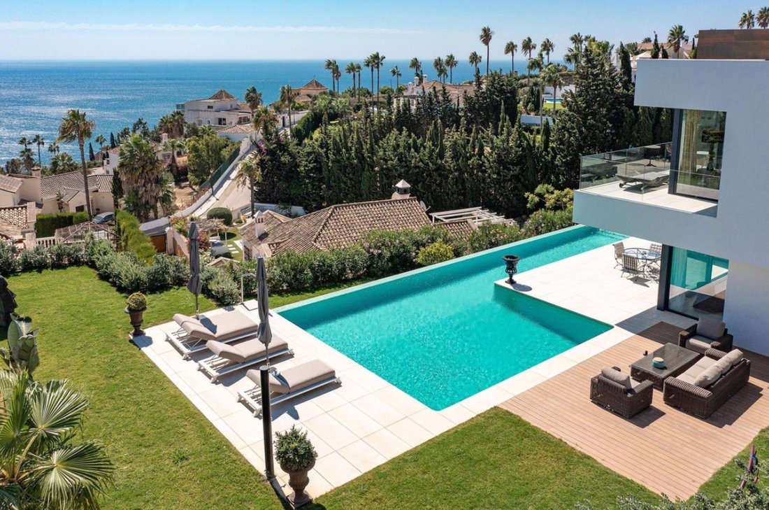 Villa in Sotogrande, San Roque, Andalusia 1 - 17803251