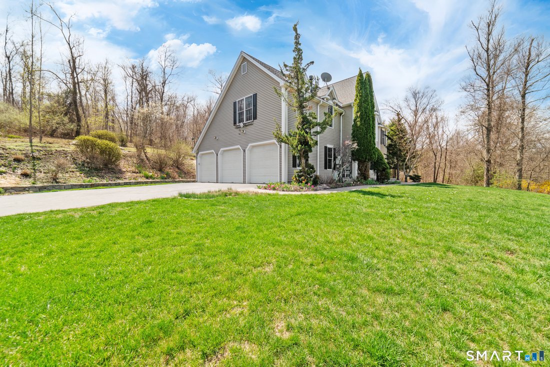 House in Southbury, Connecticut, United States 3 - 17803041
