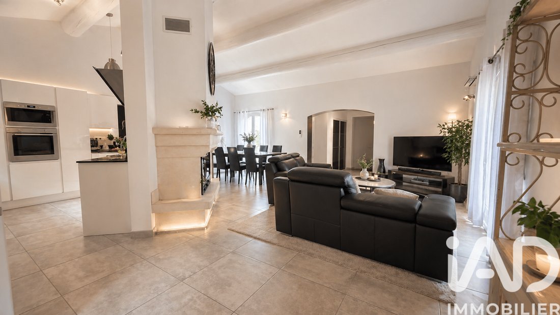 House in Jouques, Provence-Alpes-Côte d'Azur, France 5 - 17746309