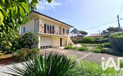 House in Vieux-Boucau-les-Bains, Nouvelle-Aquitaine, France 1
