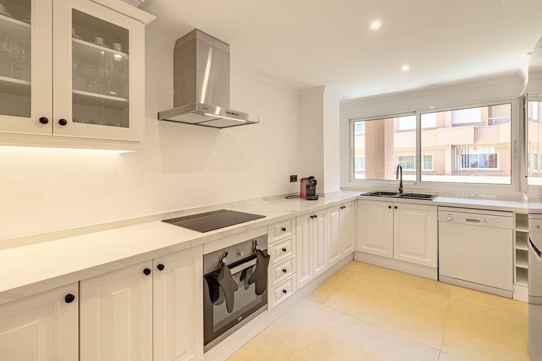 Apartment in Puerto Banus, Marbella, Spain 4 - 17803647