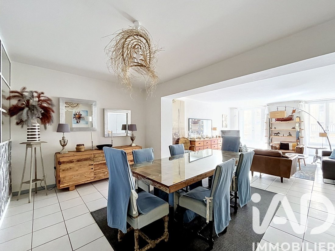Apartment in Hôtel de Ville-Quinconce-Saint Seurin-Fondaudège, Bordeaux, France 2 - 17809445