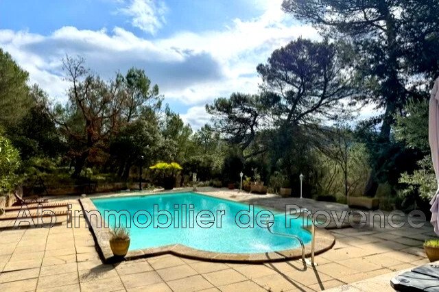 Villa in Rognes, Provence-Alpes-Côte d'Azur, France 3 - 17802546