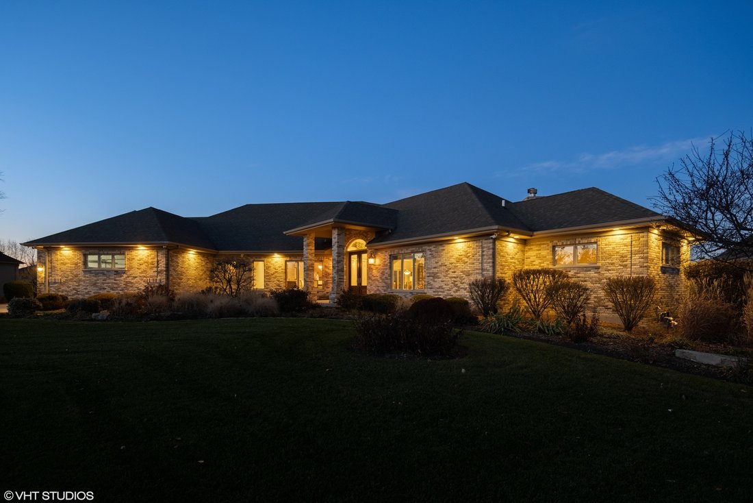 House in Plainfield, Illinois, United States 3 - 17803325
