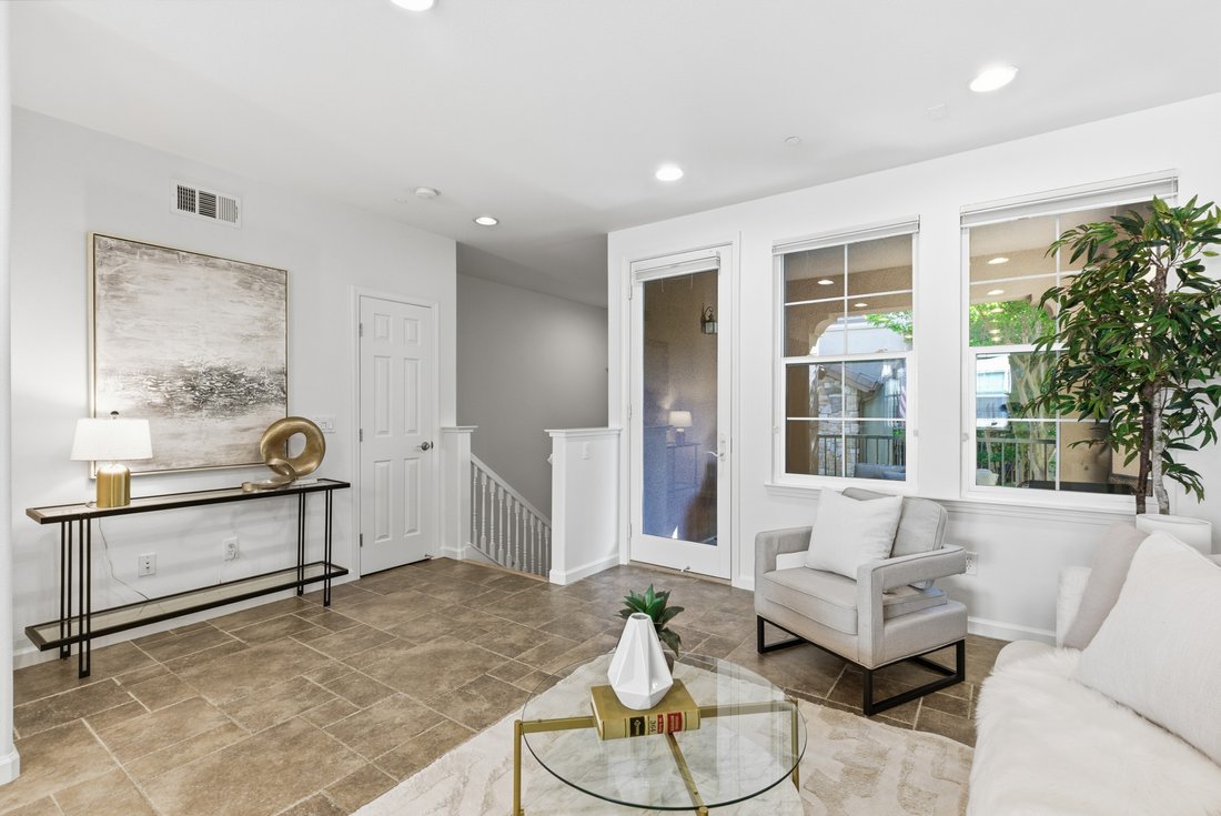 Condo in Sunnyvale, California, United States 5 - 17802894