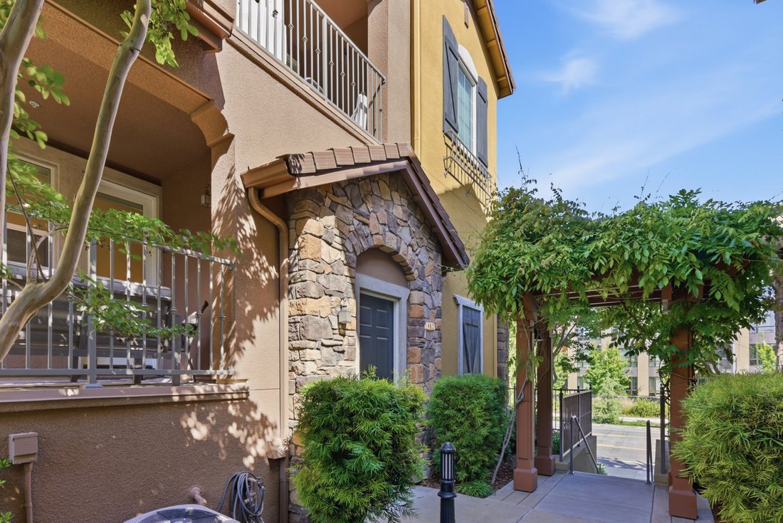 Condo in Sunnyvale, California, United States 1 - 17802894