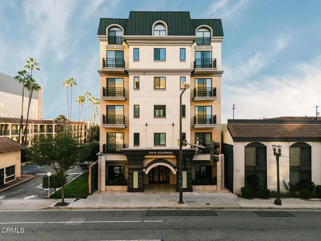 Condo in Glendale, California, United States 1 - 17802843