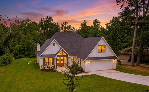 House in Hideaway, Texas, United States 1
