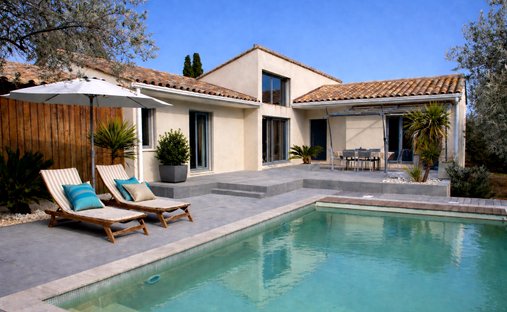 Villa in Maussane-les-Alpilles, Provence-Alpes-Côte d'Azur, France 1
