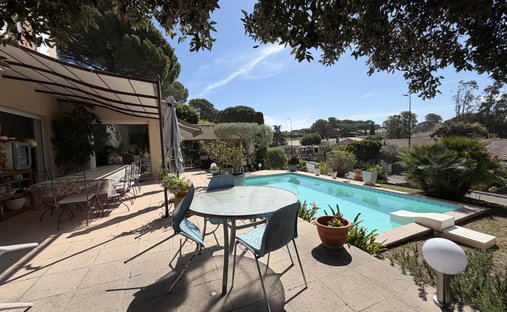 Villa a Nord RN, Puget-sur-Argens, Francia 1