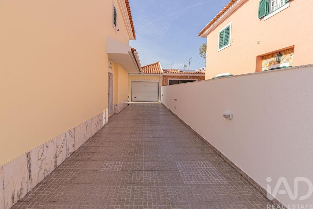 Townhouse in Palhais e Coina, Setubal, Portugal 3 - 17803661