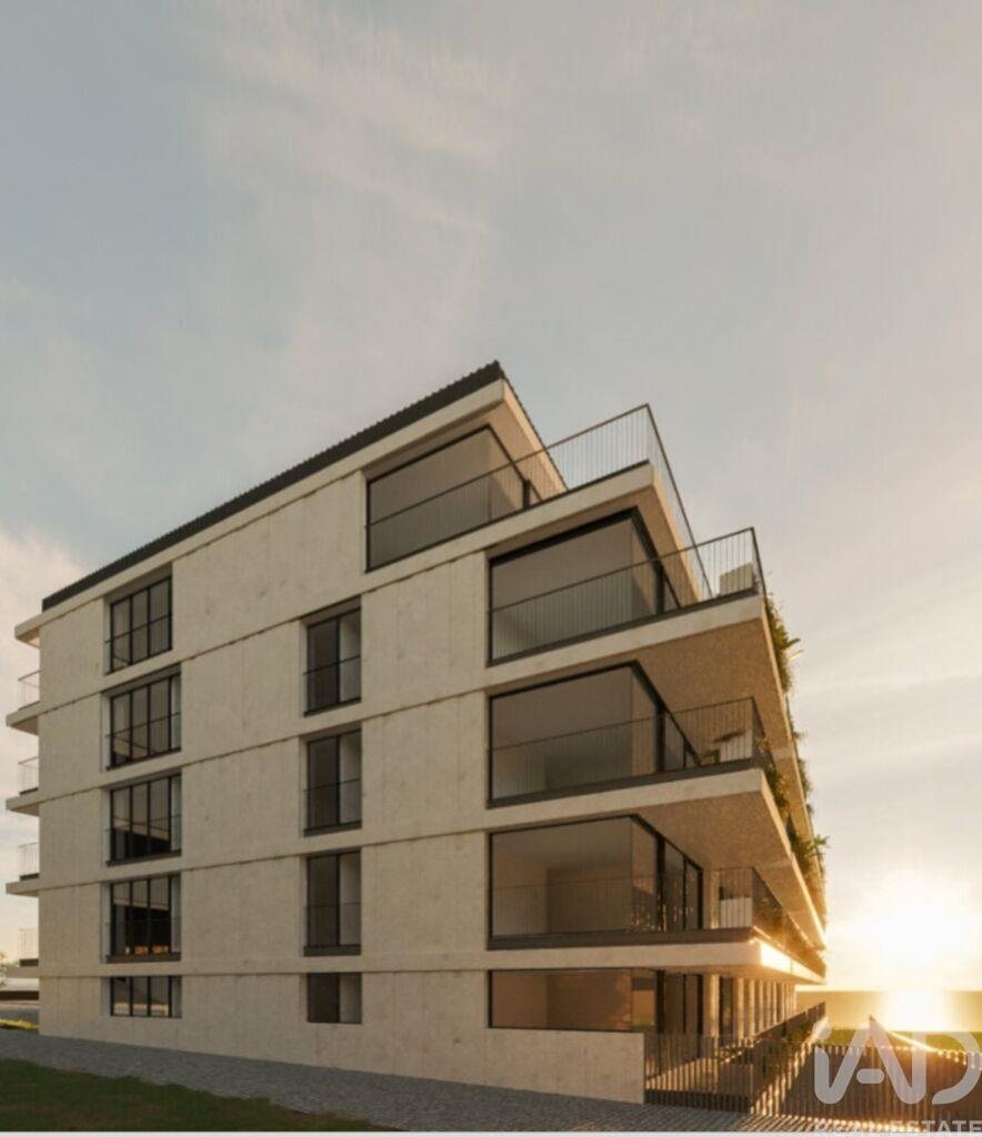 Apartment in Mafamude e Vilar do Paraiso, Porto District, Portugal 4 - 17803569
