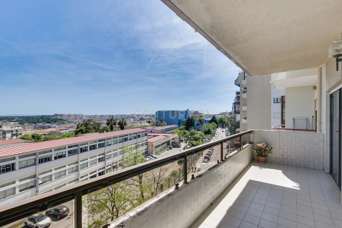 Apartment in Almada, Cova da Piedade, Pragal e Cacilhas, Setubal, Portugal 3 - 17803539
