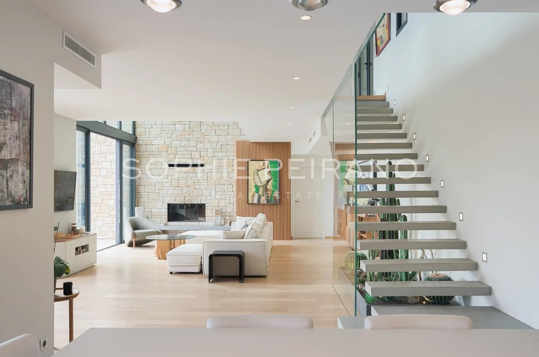 Villa in Châteauneuf-Grasse, Provence-Alpes-Côte d'Azur, France 4 - 17803532