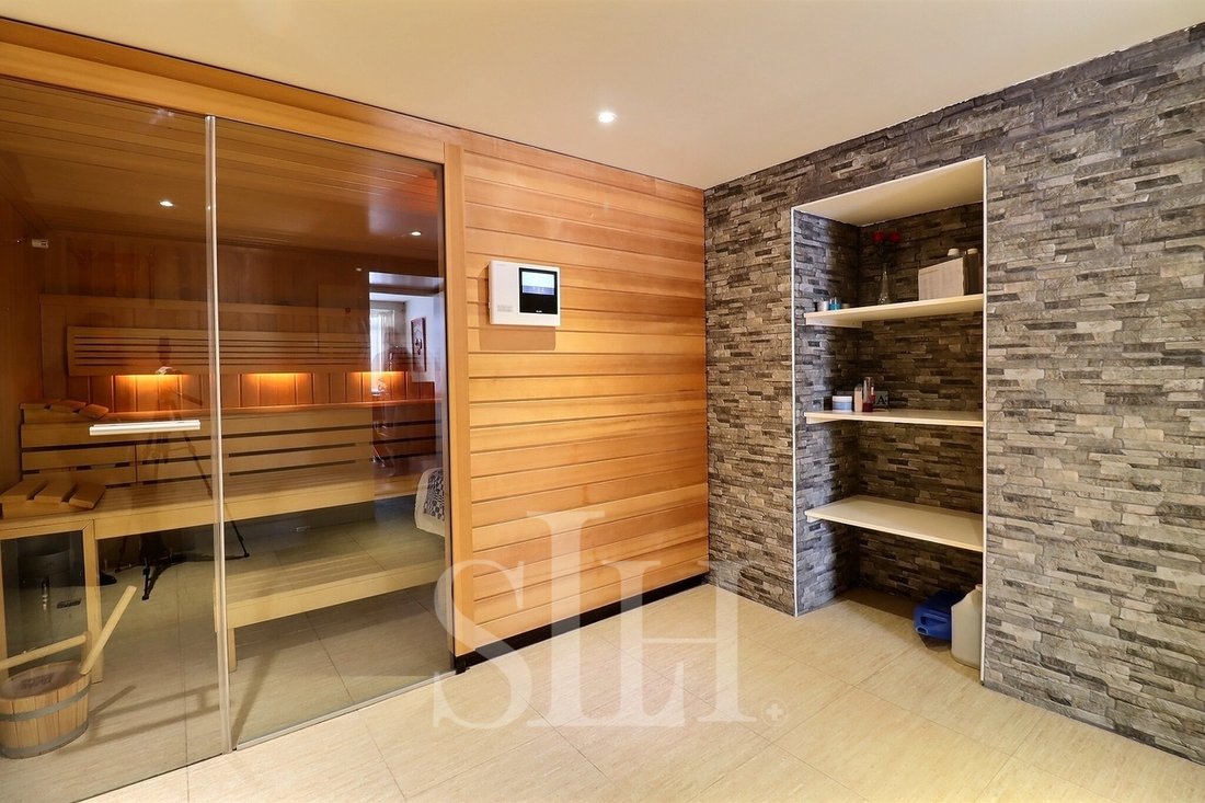 Chalet in Alpe d'Huez, Auvergne-Rhône-Alpes, France 5 - 17393269