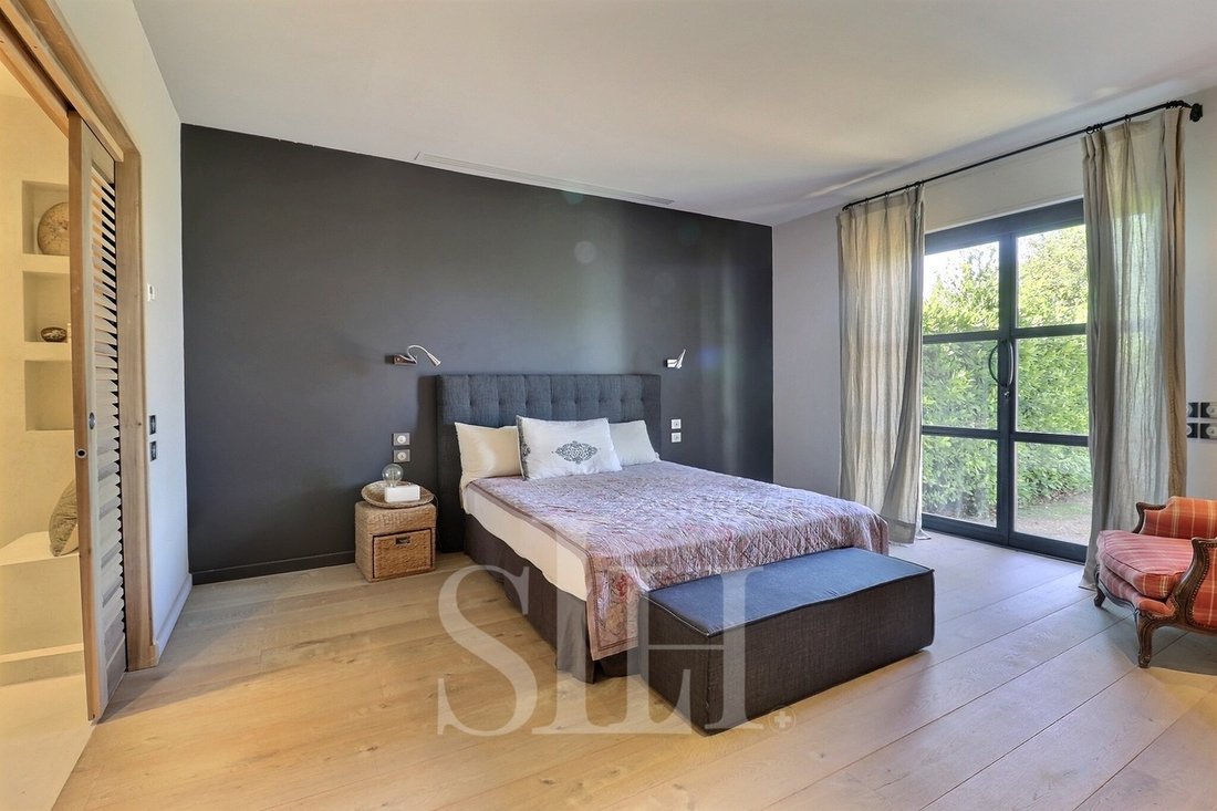 Villa in Saint-Tropez, Switzerland 3 - 17418460