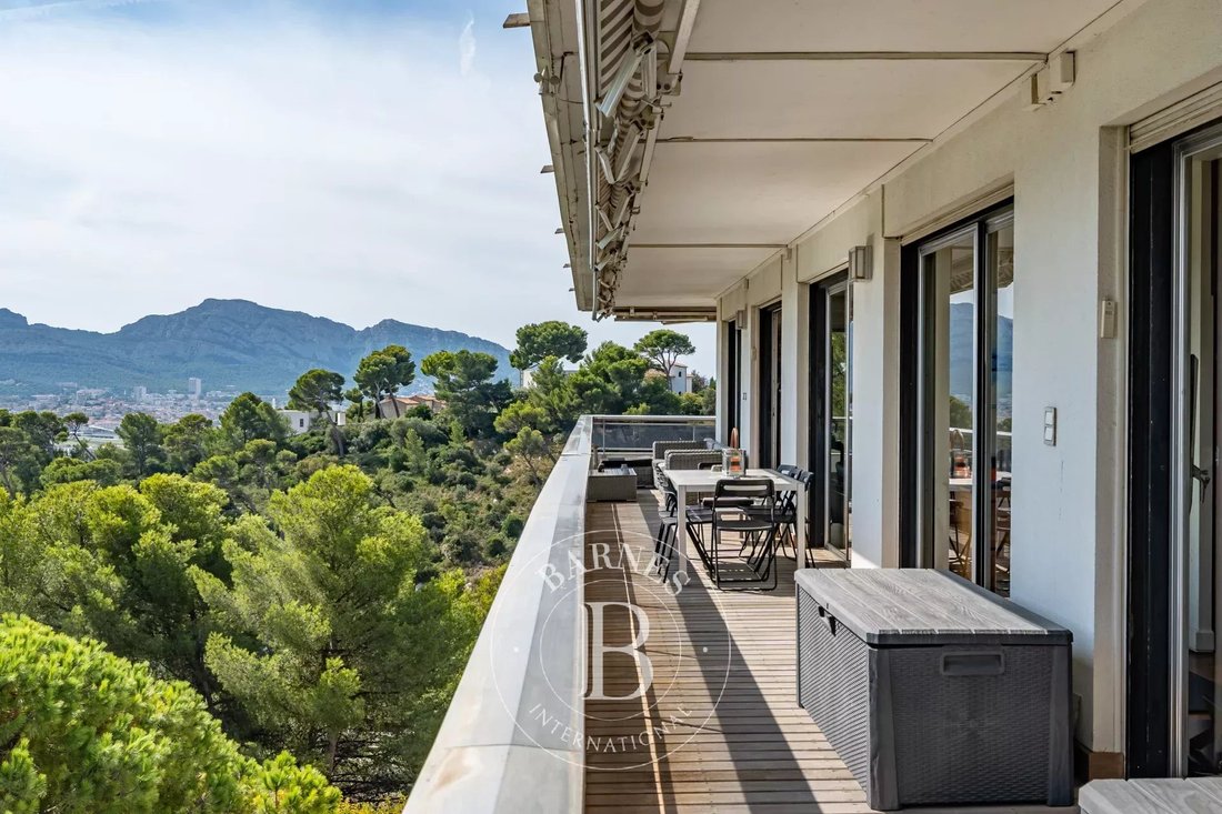 Apartment in Saint Giniez, 8e Arrondissement, Marseille 1 - 16753205
