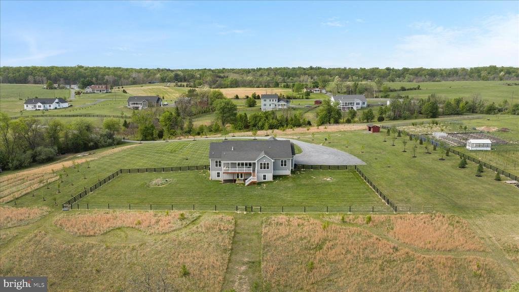 House in Winchester, Virginia, United States 2 - 17803798