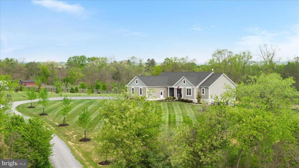 House in Winchester, Virginia, United States 1 - 17803798
