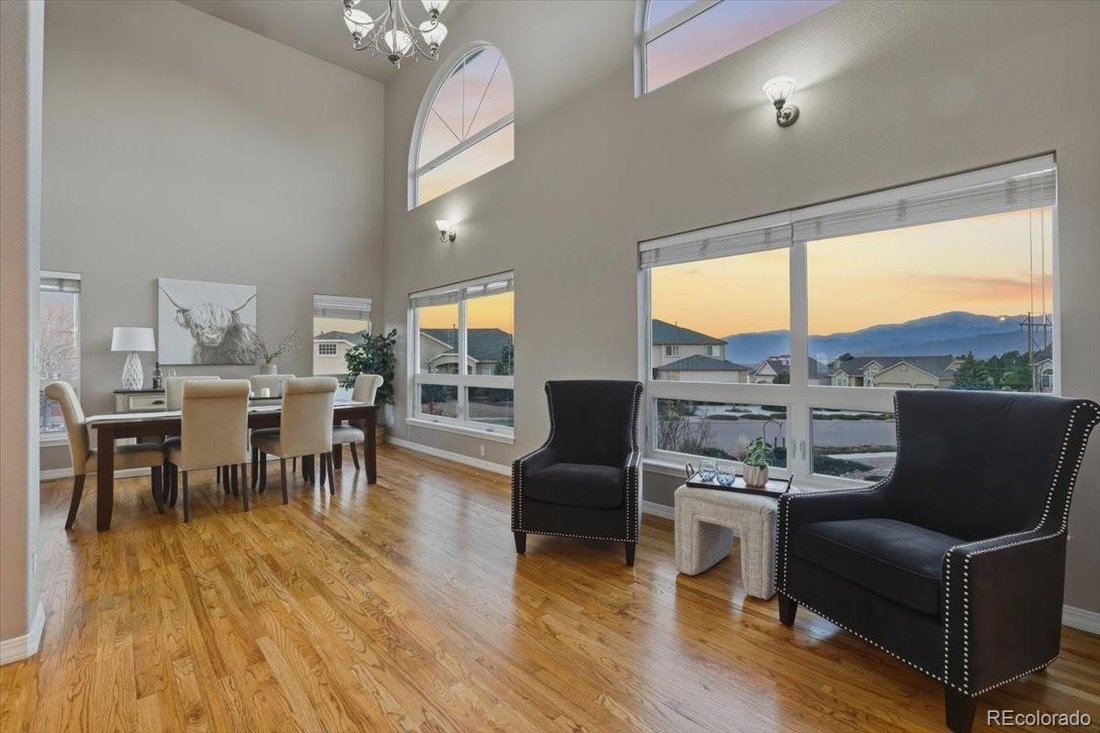 House in Colorado Springs, Colorado, United States 2 - 17803772