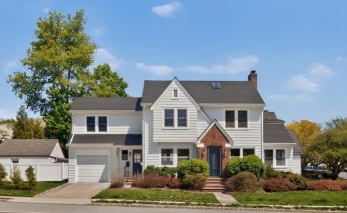 House in Millburn Twp., New Jersey, United States 1