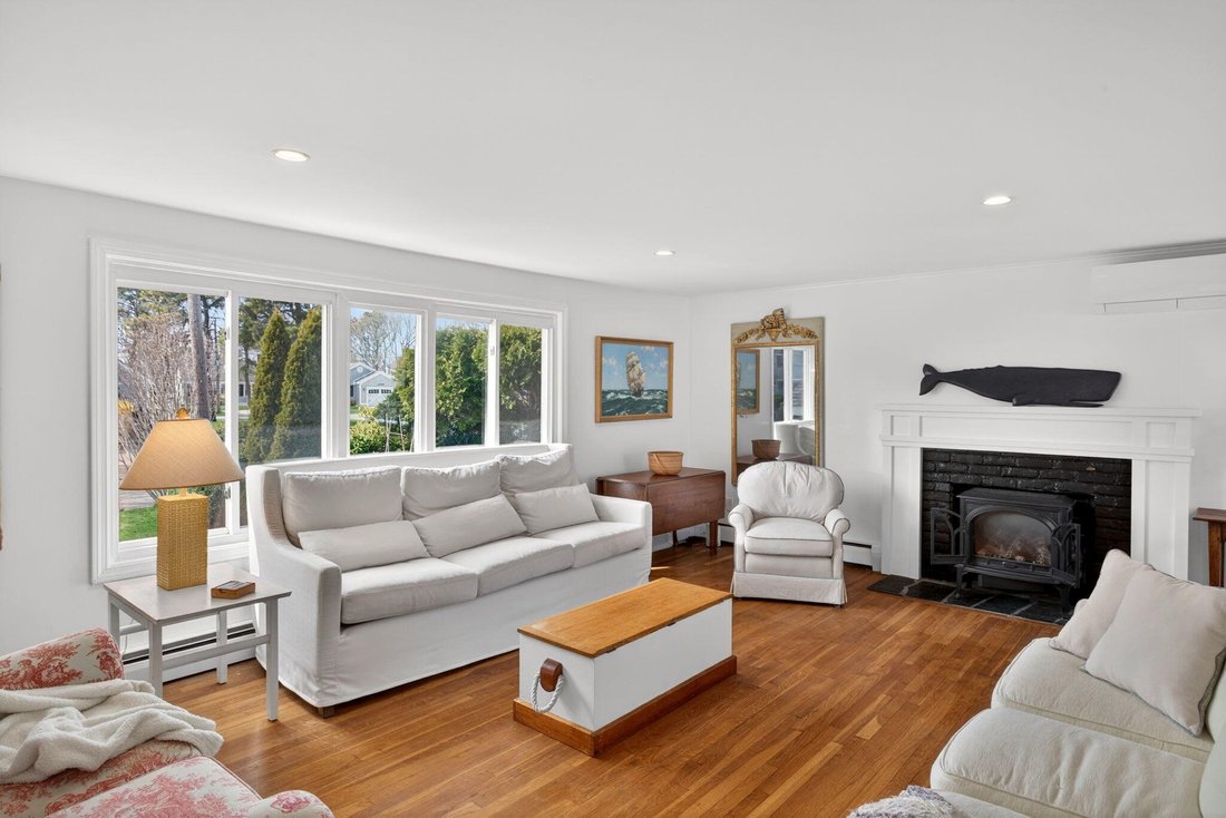 House in Barnstable, Massachusetts, United States 2 - 17804000