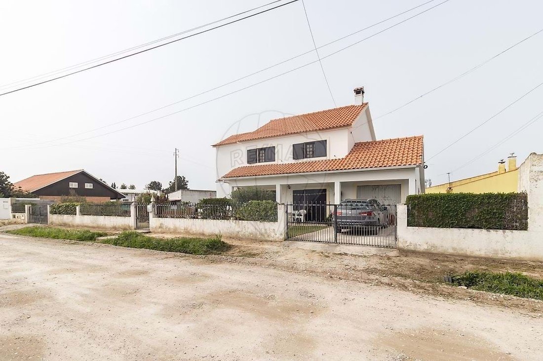 Villa in Azeitao (Sao Lourenco e Sao Simao), Setubal, Portugal 2 - 17364873