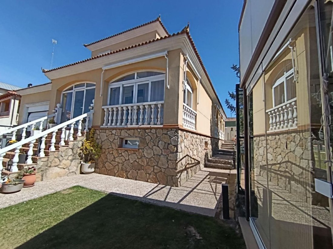 Chalet a Calvarrasa de Abajo, Castiglia e León, Spagna 5 - 17804231
