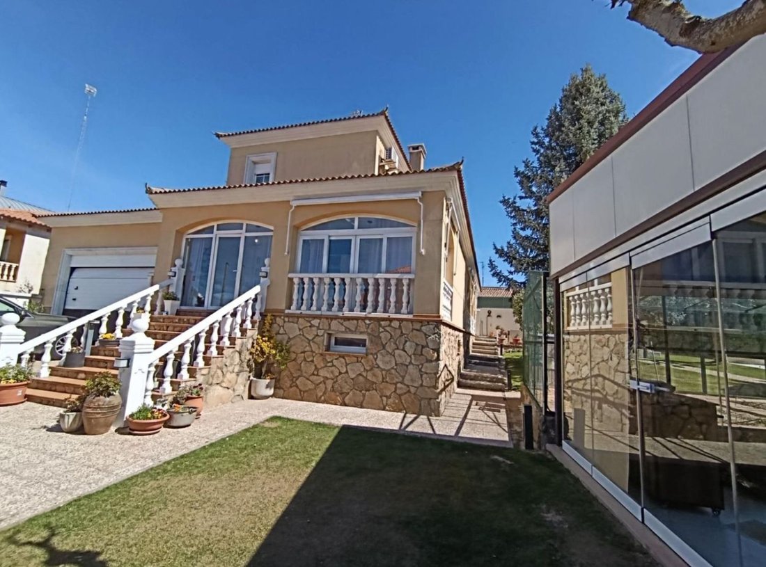 Chalet a Calvarrasa de Abajo, Castiglia e León, Spagna 4 - 17804231