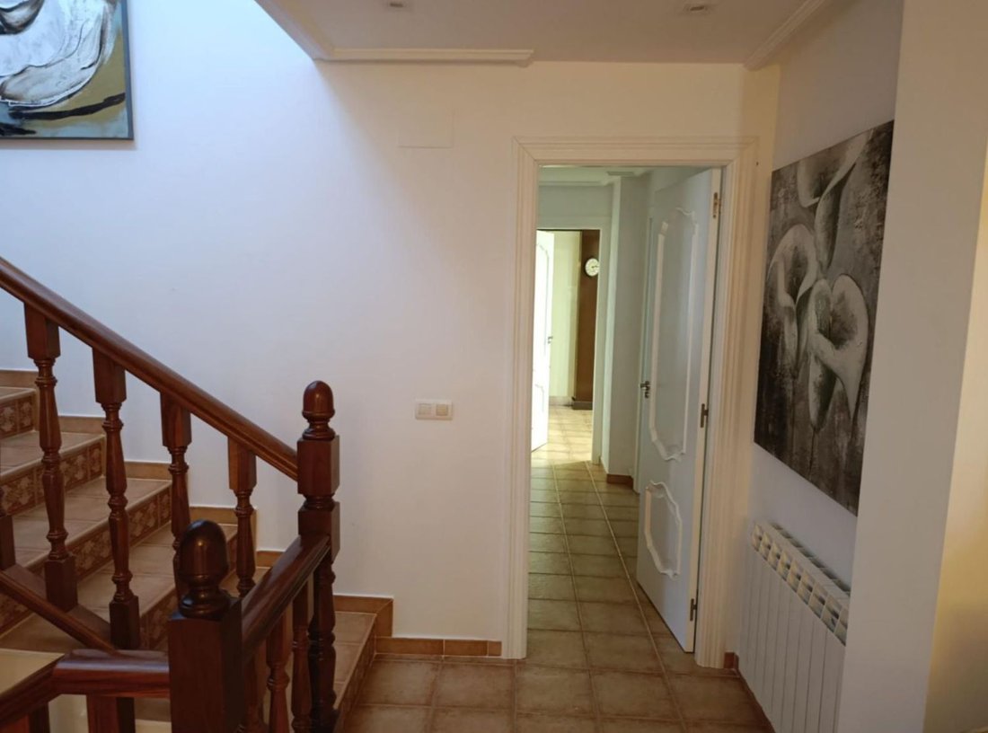 Chalet a Calvarrasa de Abajo, Castiglia e León, Spagna 3 - 17804231