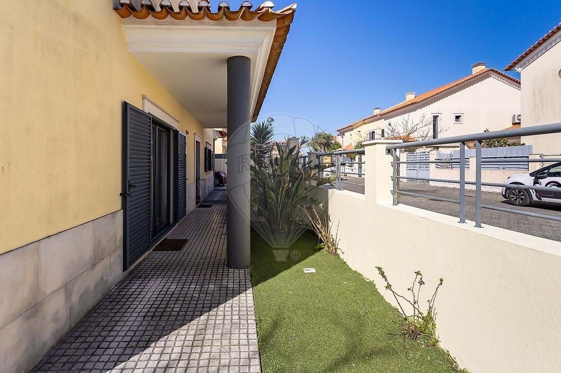 Villa in Pontinha e Famoes, Lisbon, Portugal 5 - 17389627