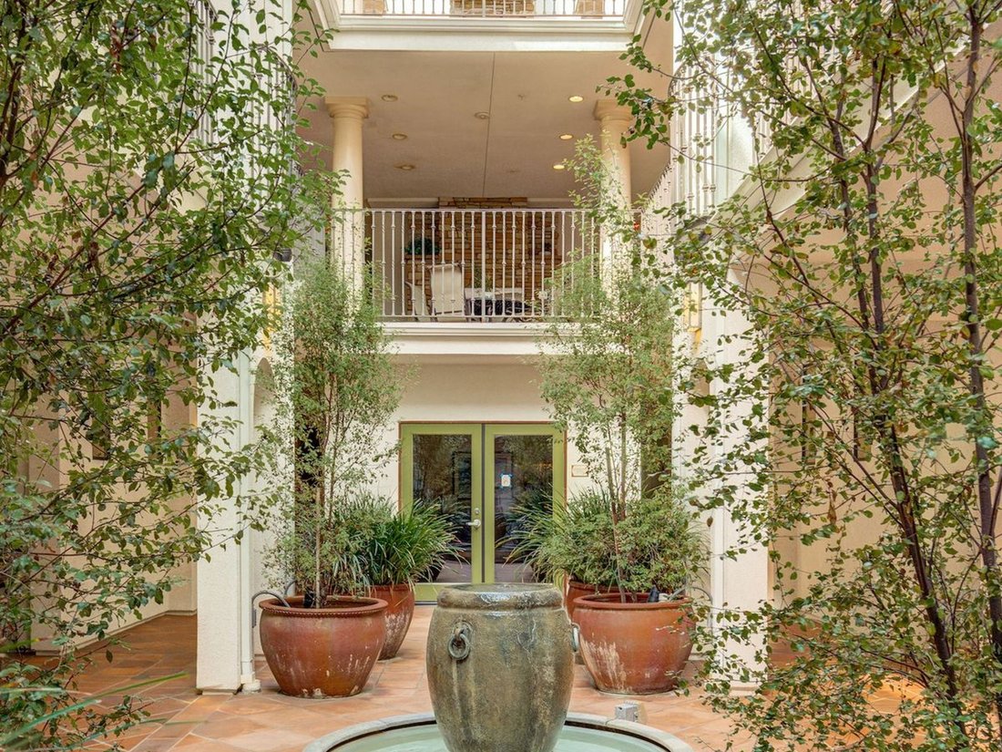 Condo in Torrance, California, United States 2 - 17804278