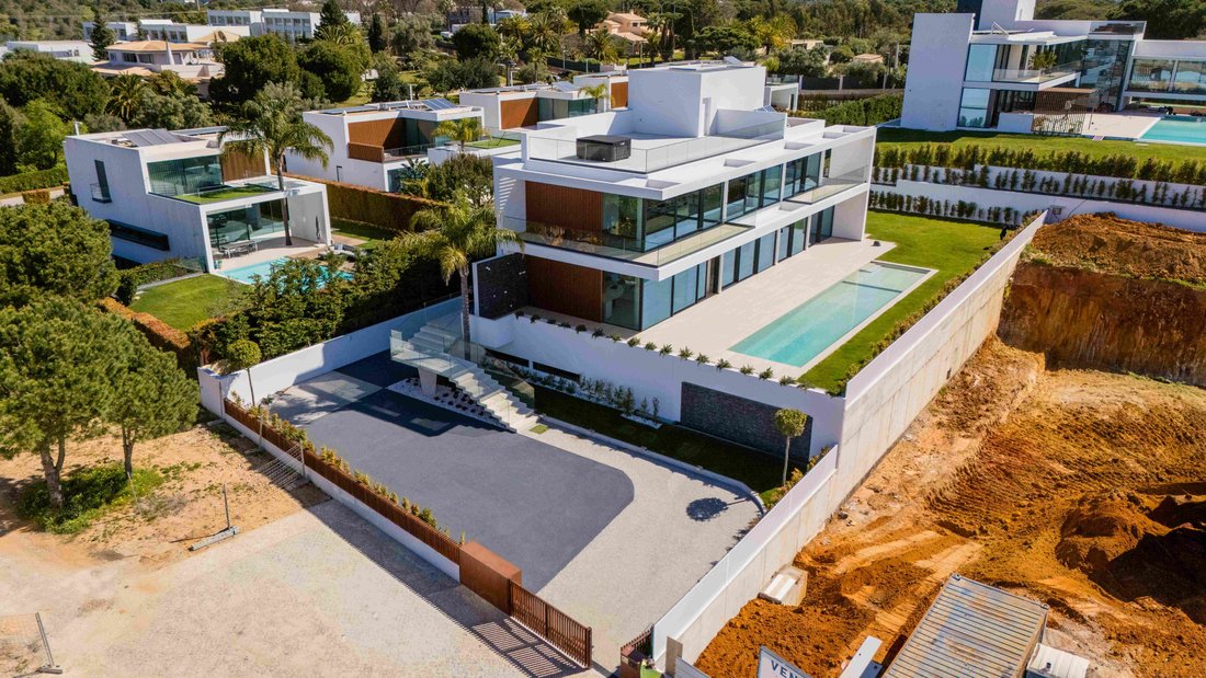 Villa in Vilamoura, Quarteira, Algarve 3 - 11541870