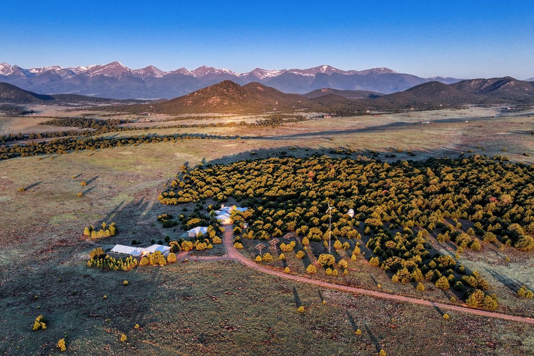 Cotopaxi, Colorado, United States 2 - 17804431