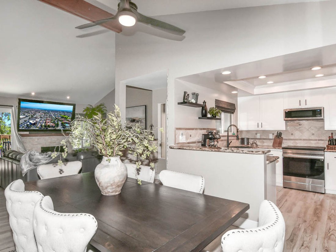 Condo in Huntington Beach, California, United States 3 - 17804486