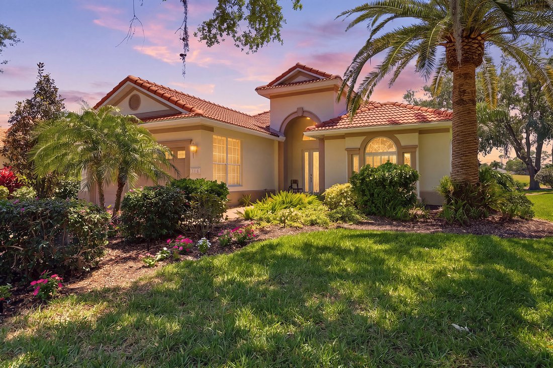 Bradenton, Florida, United States 1 - 17804672