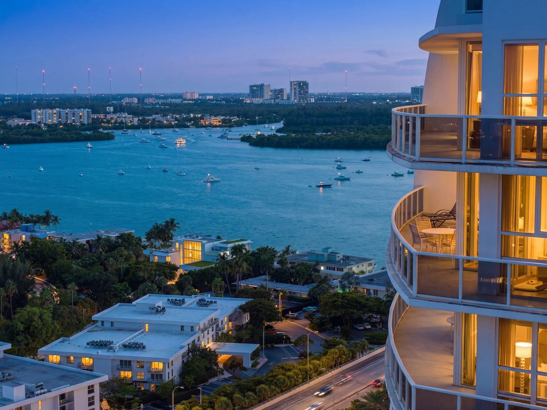 Condo in Bal Harbour, Florida, United States 2 - 17804650