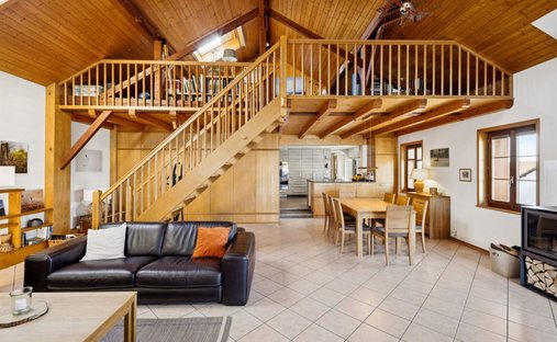 Casa a Châtel-Saint-Denis, Friburgo, Svizzera 1