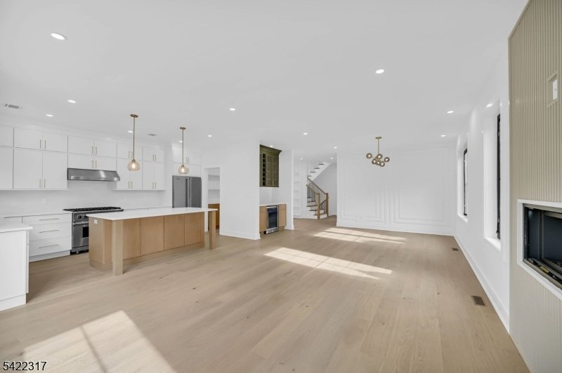 House in Chatham, New Jersey, United States 4 - 17807222