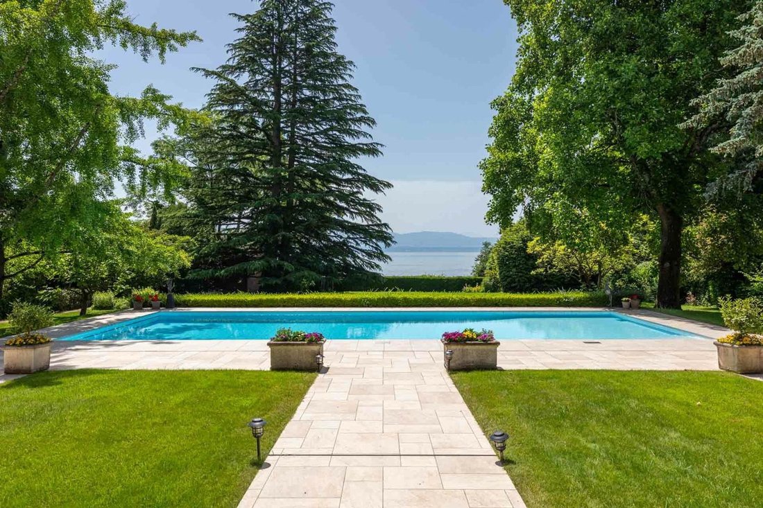 Casa a Perroy, Vaud, Svizzera 2 - 16068631