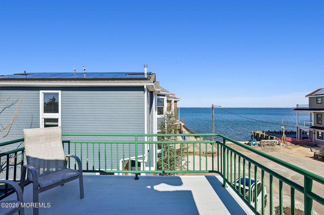 House in Ship Bottom, New Jersey, United States 3 - 17807253