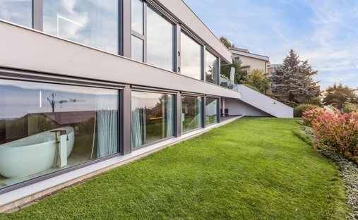 Haus in Cheyres-Châbles, Freiburg, Schweiz 1