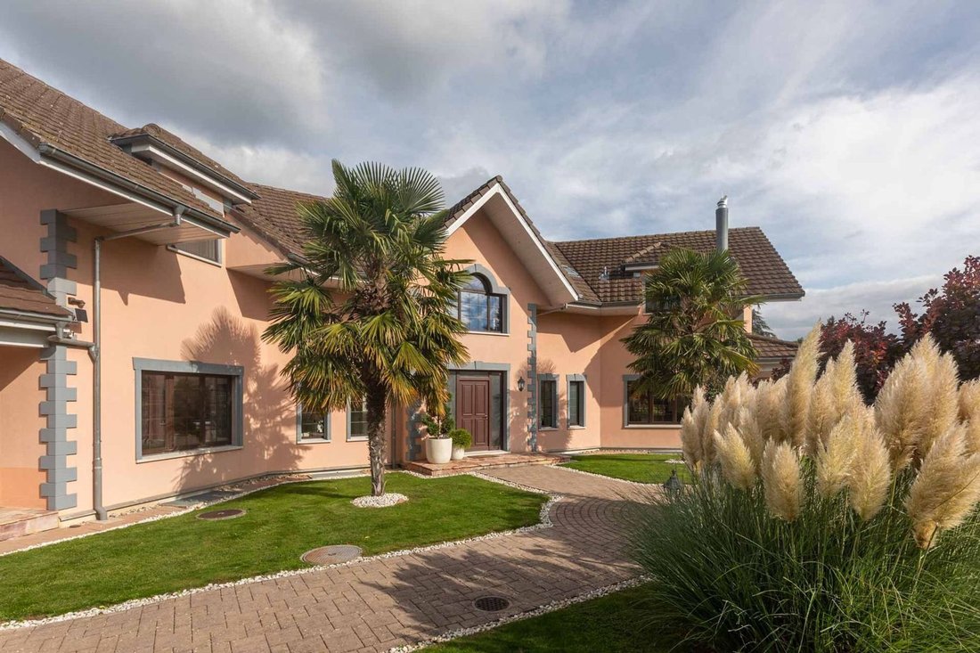 House in Chavannes-de-Bogis, Vaud, Switzerland 3 - 17804823